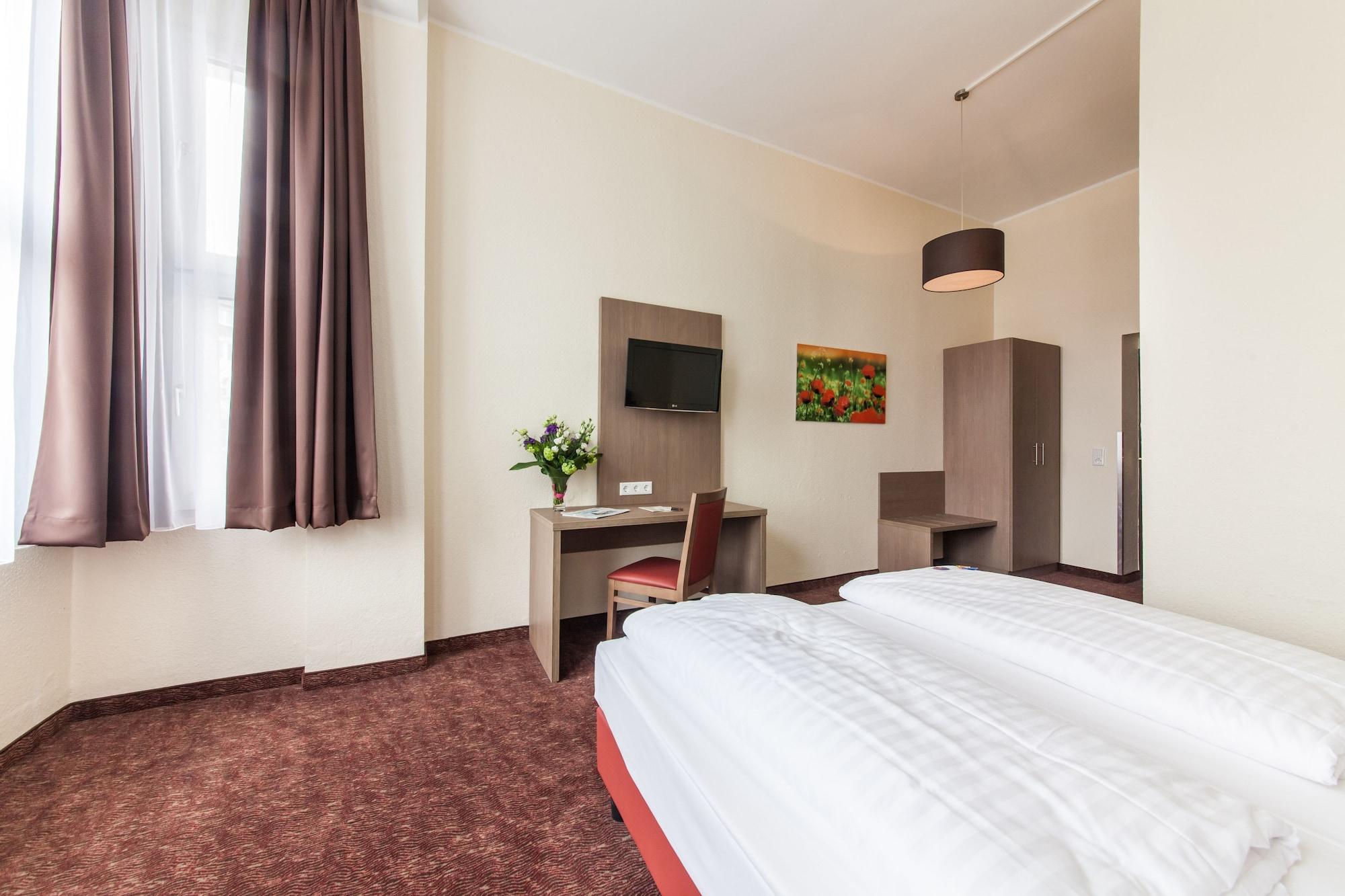 Hotel Maxim Duesseldorf City Exterior photo