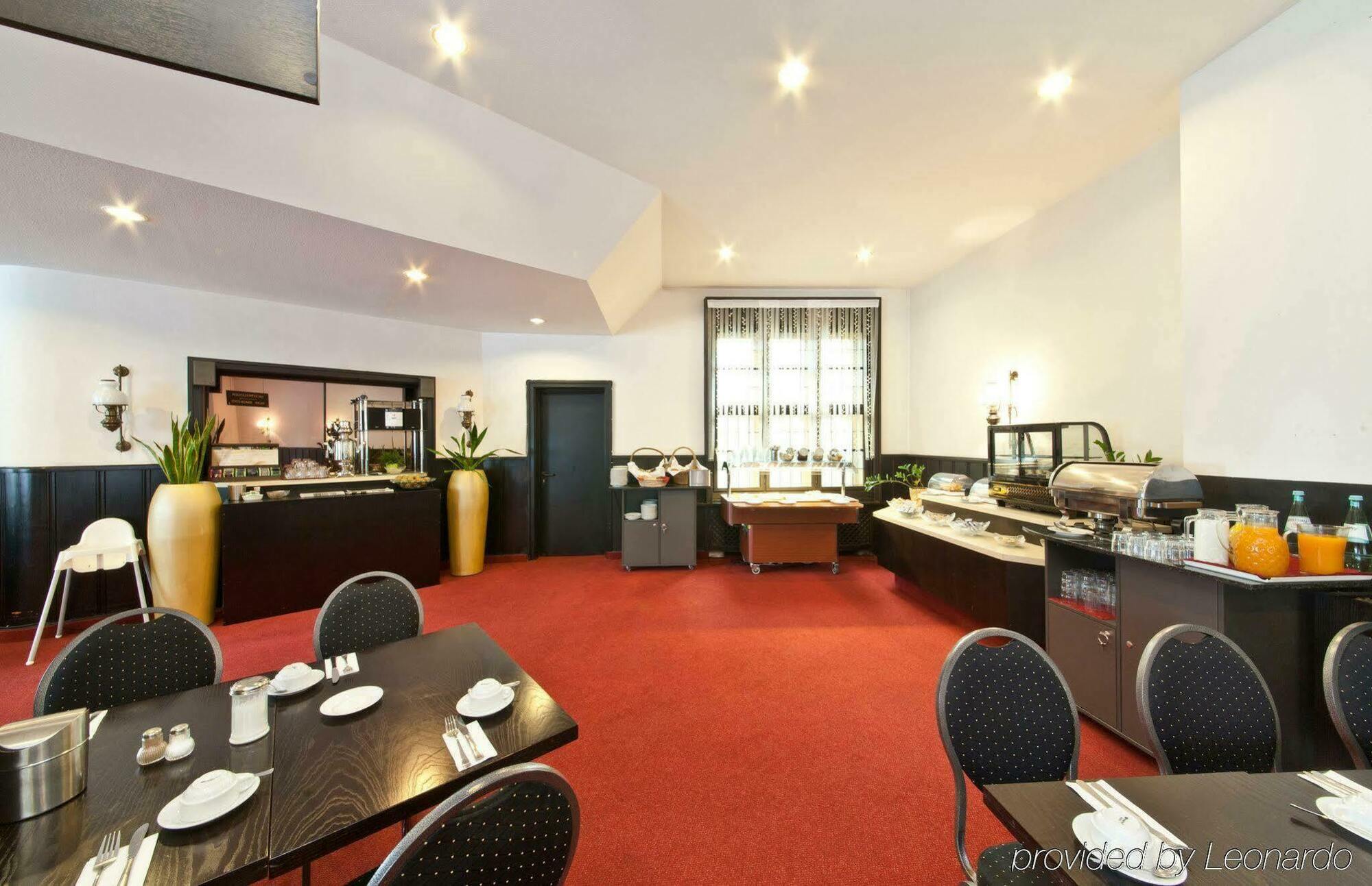 Hotel Maxim Duesseldorf City Exterior photo